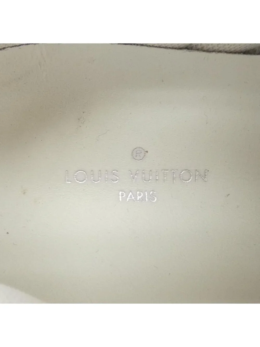 Louis Vuitton LV Akrite Line Sneakers - Picture 6 of 6